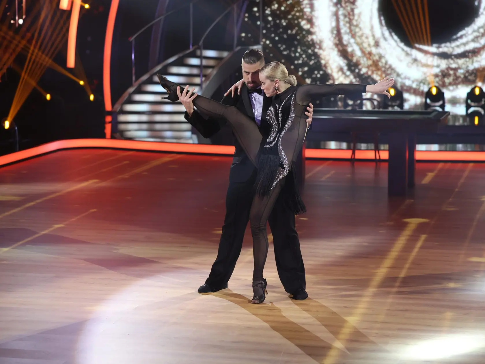 8. kolo Let's Dance. Na snímke Peter Sagan a Eliška Lenčešová.