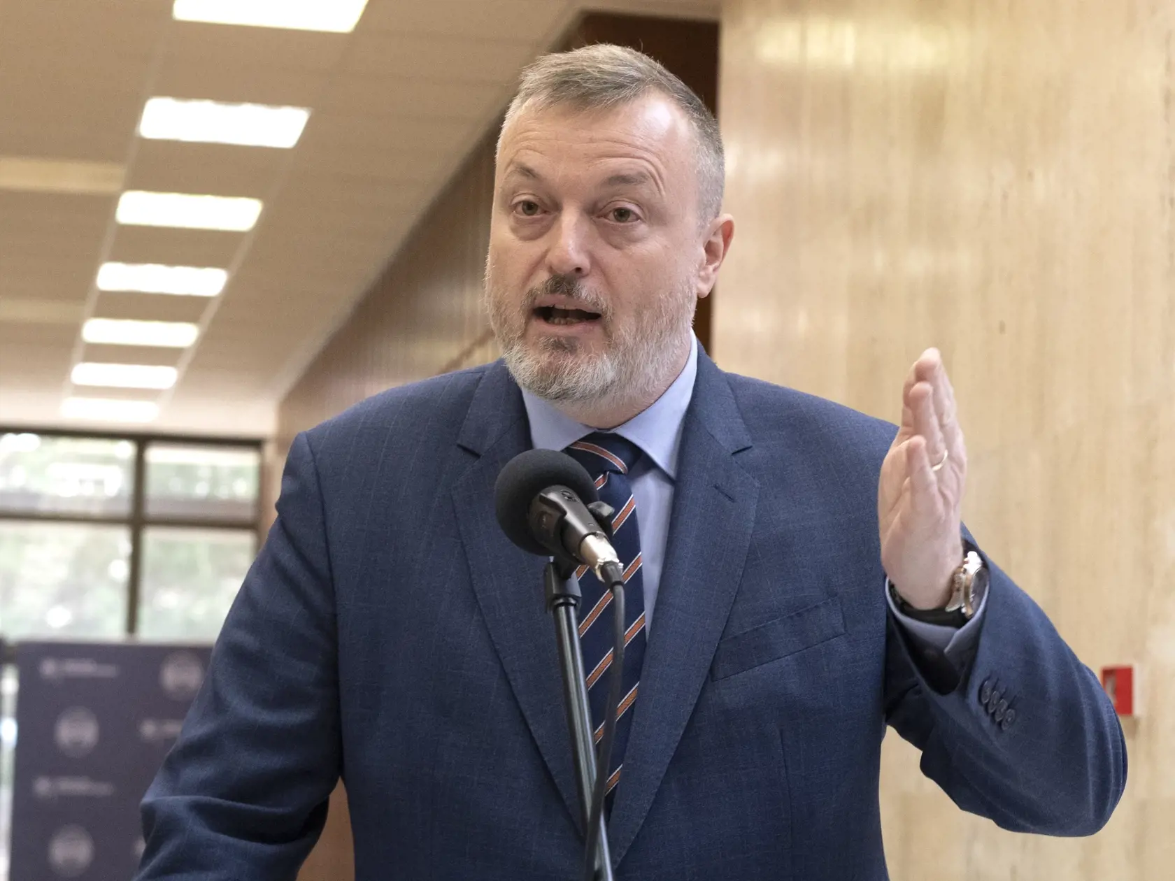 Na snímke minister práce, sociálnych vecí a rodiny SR Milan Krajniak (Sme rodina). Novela o sociálnom poistení prináša viacero noviniek.