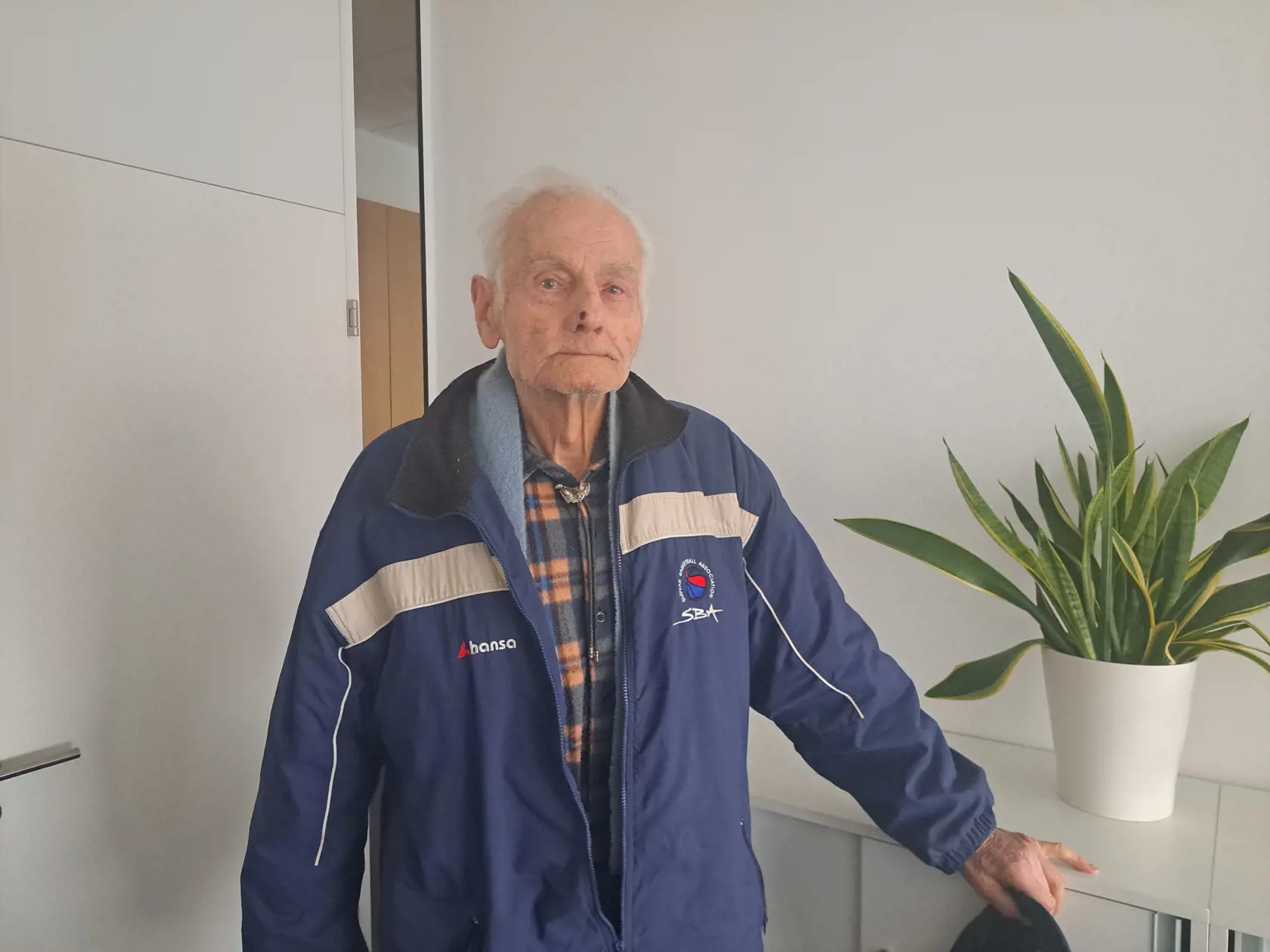 Týždeň pred krádežou mu jeho syn založil účet v banke, no svoje úspory tam už nestihol dať.