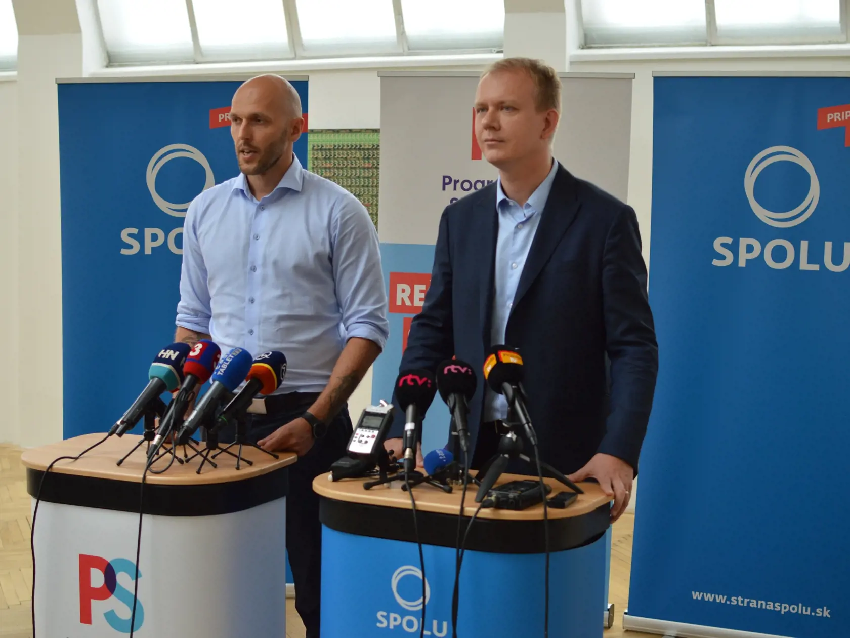 Po letnom oddychu už viaceré politické strany rozbehli predvolebnú kampaň. Výnimkou nie je ani koalícia PS/SPOLU, kde sú hlavnými aktérmi lídri Michal Truban a Miroslav Beblavý.