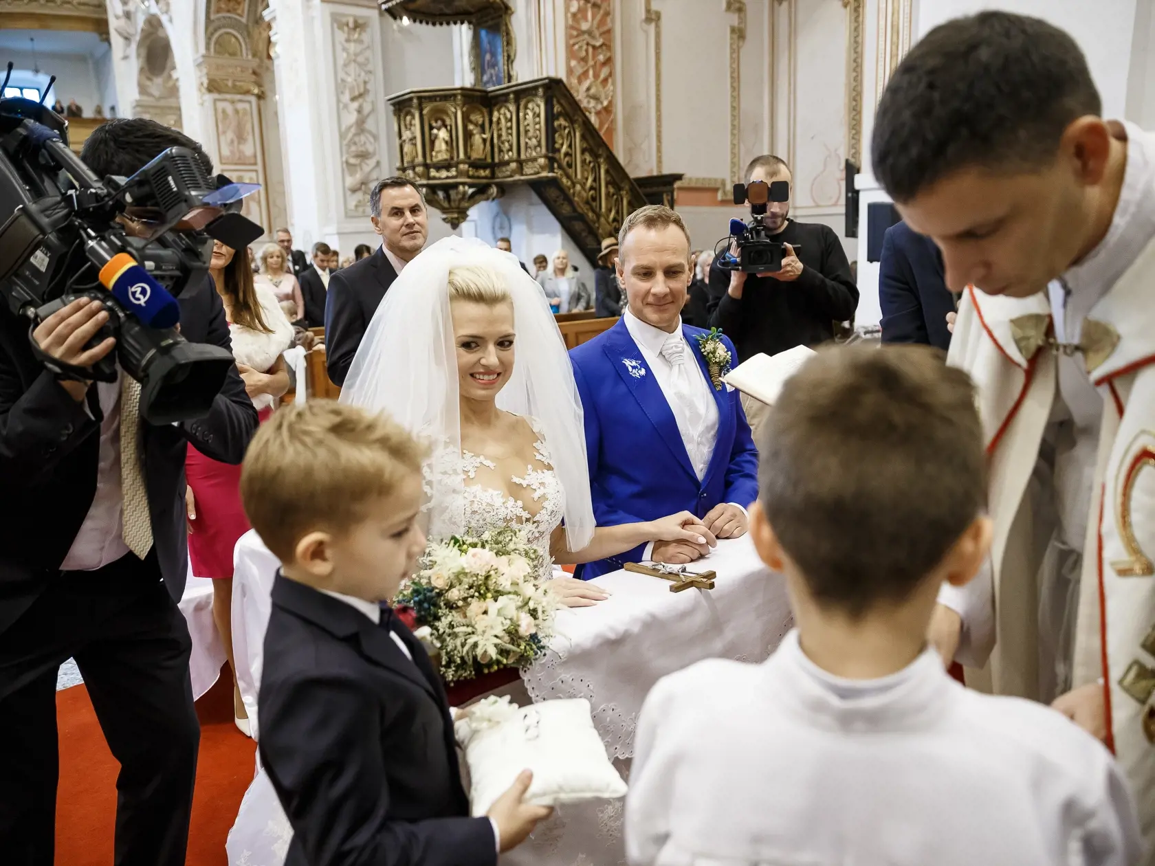 Október 2015: Svadba Zlatice Puškárovej a Patrika Švajdu v Trnave.