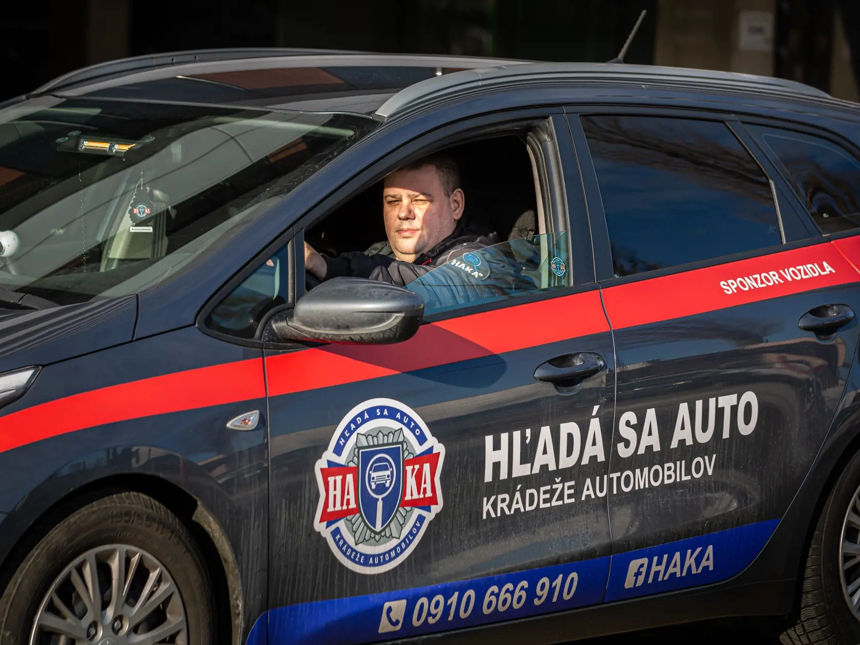 Na snímke Štefan Farkaš (39),  zakladateľ združenia HAKA (hľadá sa kradnuté auto).