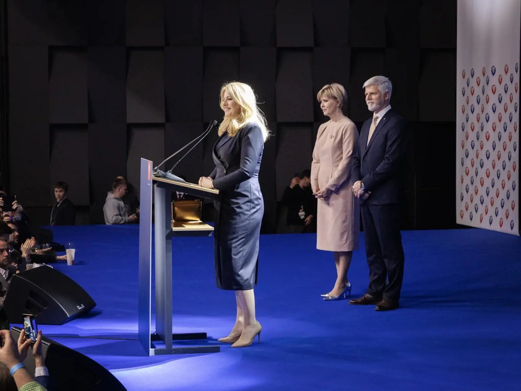 Zuzana Čaputová počas príhovoru vo volebnom štábe Petra Pavela.