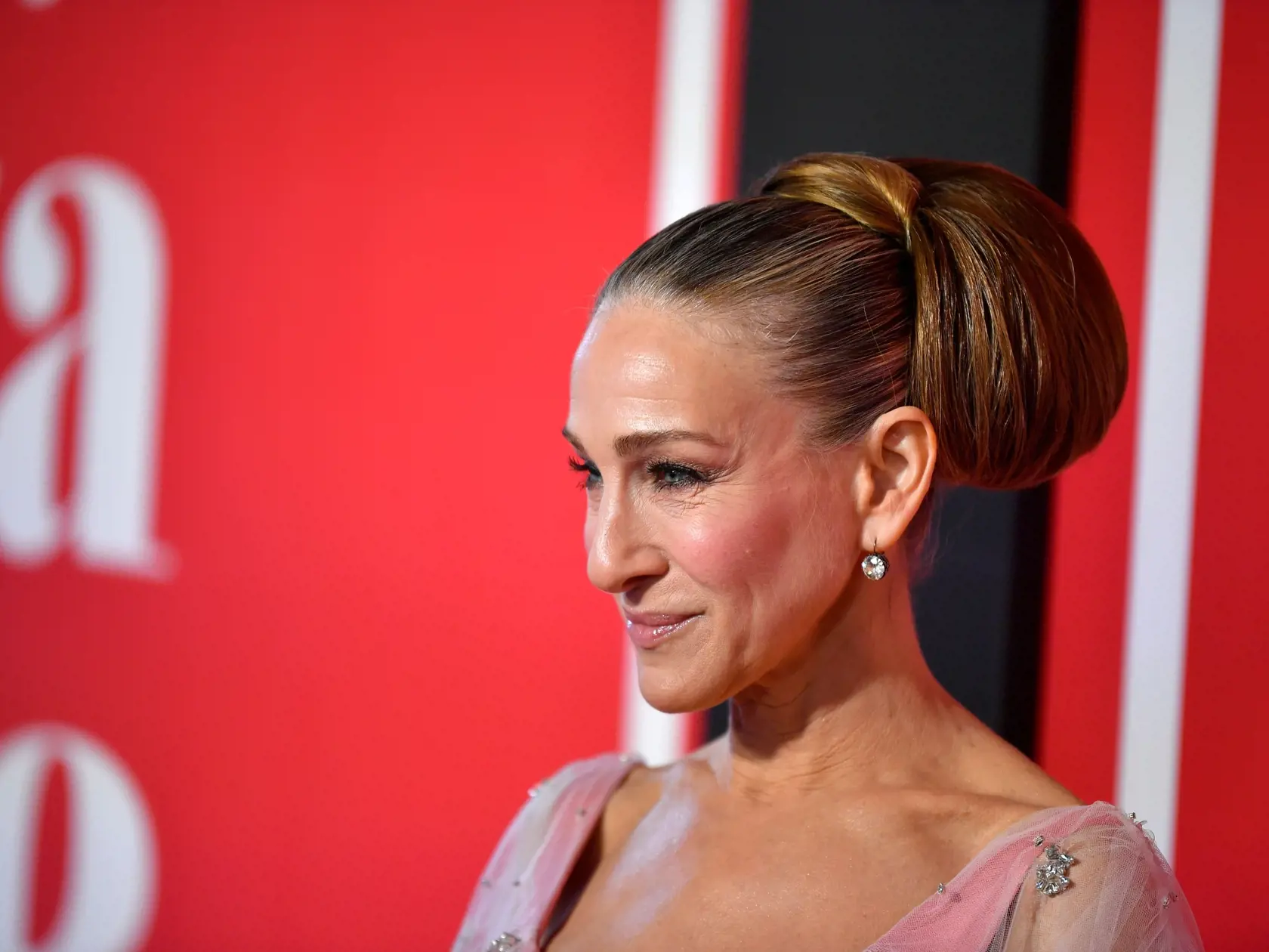 Sarah Jessica Parker zobrala svojho manžela, herca Matthewa Brodericka (60) na rande v podobe svetovej premiéry úspešnej hry na Broadwayi. Spoločnosť im robili aj ich deti Matthew (20) a dvojičky Tabitha a Marion (13).