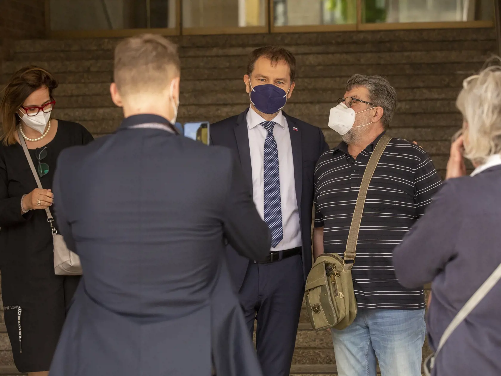 Narodeniny expremiéra a ministra financií Igpra Matoviča.
Gratulanti na MFSR