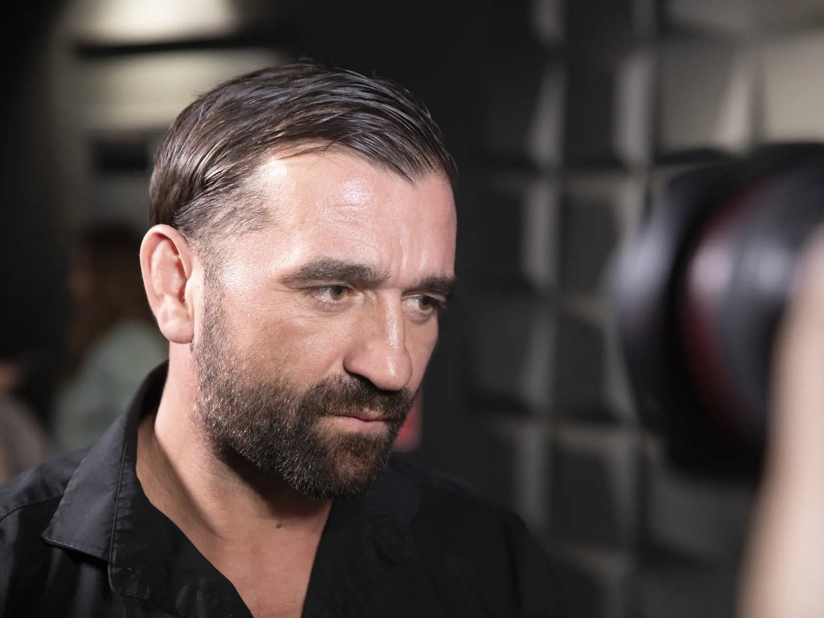  Na snímke je premiéra televízného seriálu Zrada.
Herec Milan Ondrík