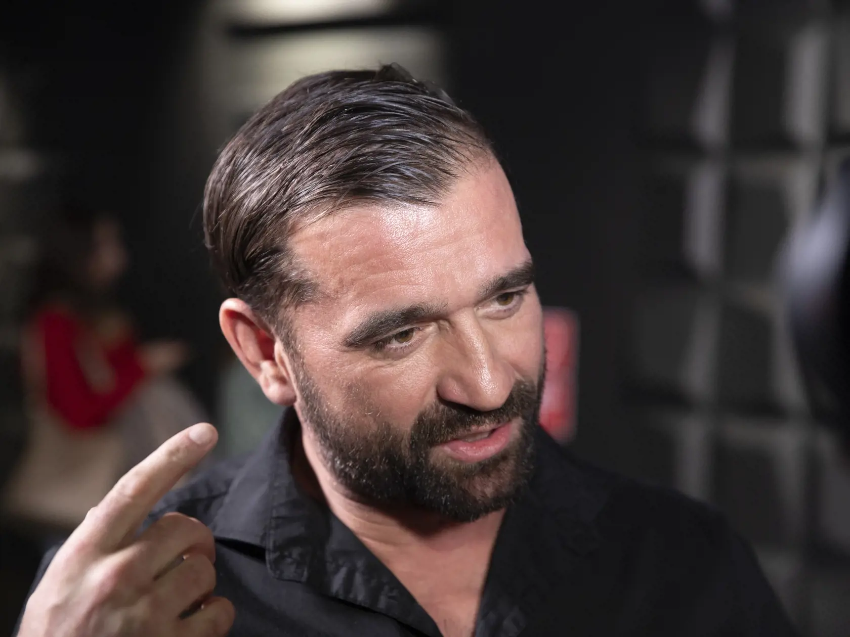  Na snímke je premiéra televízného seriálu Zrada.
Herec Milan Ondrík