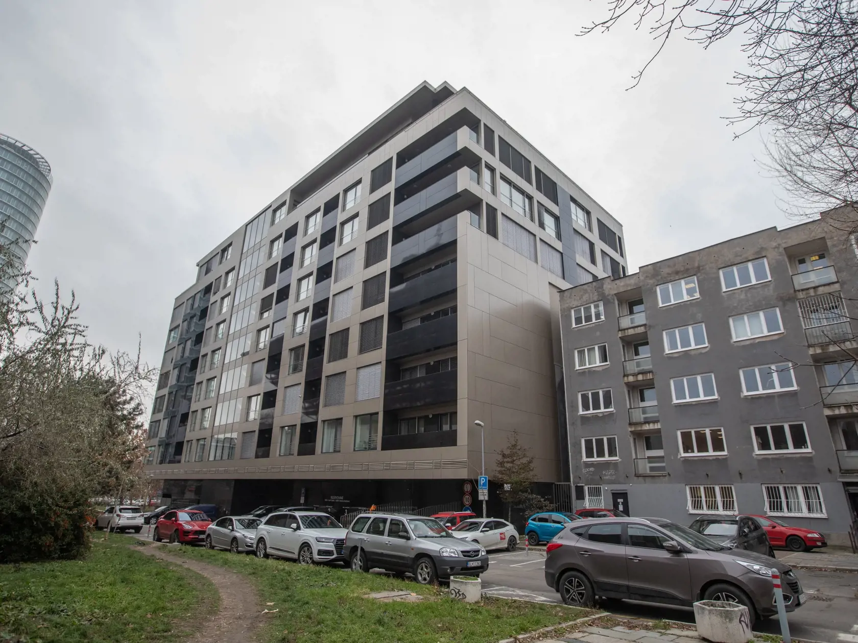 Pavol Rusko momentálne býva v jednom z luxusných bytov v neslávne známom komplexe Five Stars Residence.
