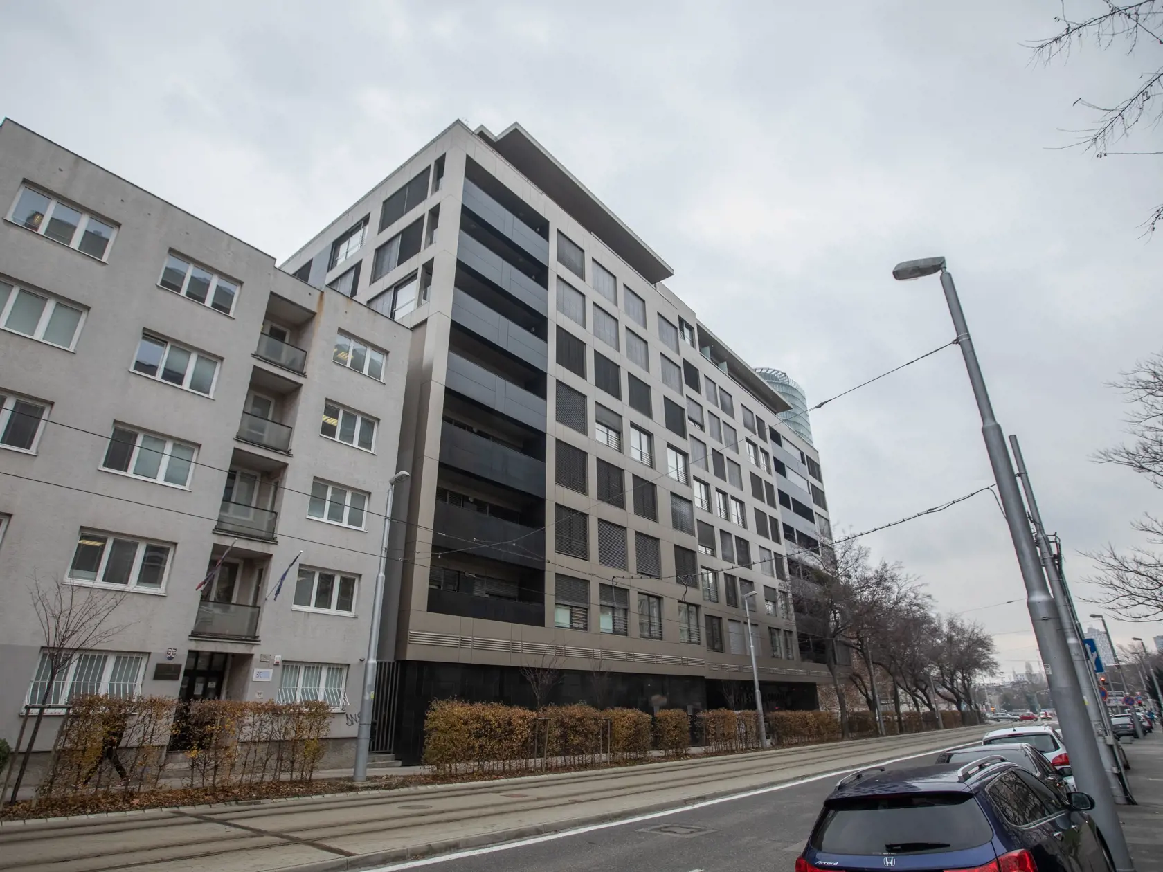 Pavol Rusko momentálne býva v jednom z luxusných bytov v neslávne známom komplexe Five Stars Residence.
