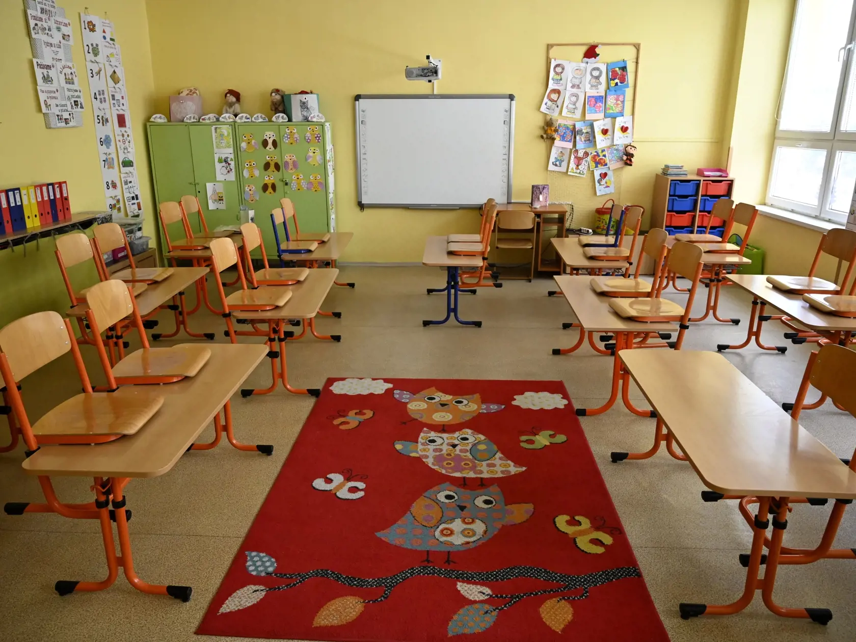 Na snímke zatvorená Základná škola P.O.Hviezdoslava vo Veľkých Kapušanoch 27. januára 2022.