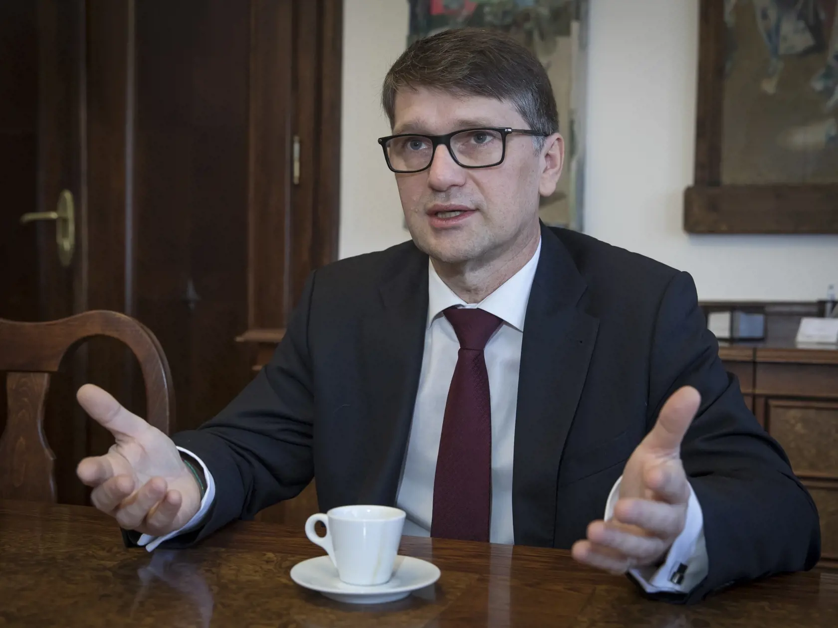 Rozhovor s ministrom kultury SR Markom Madaricom.