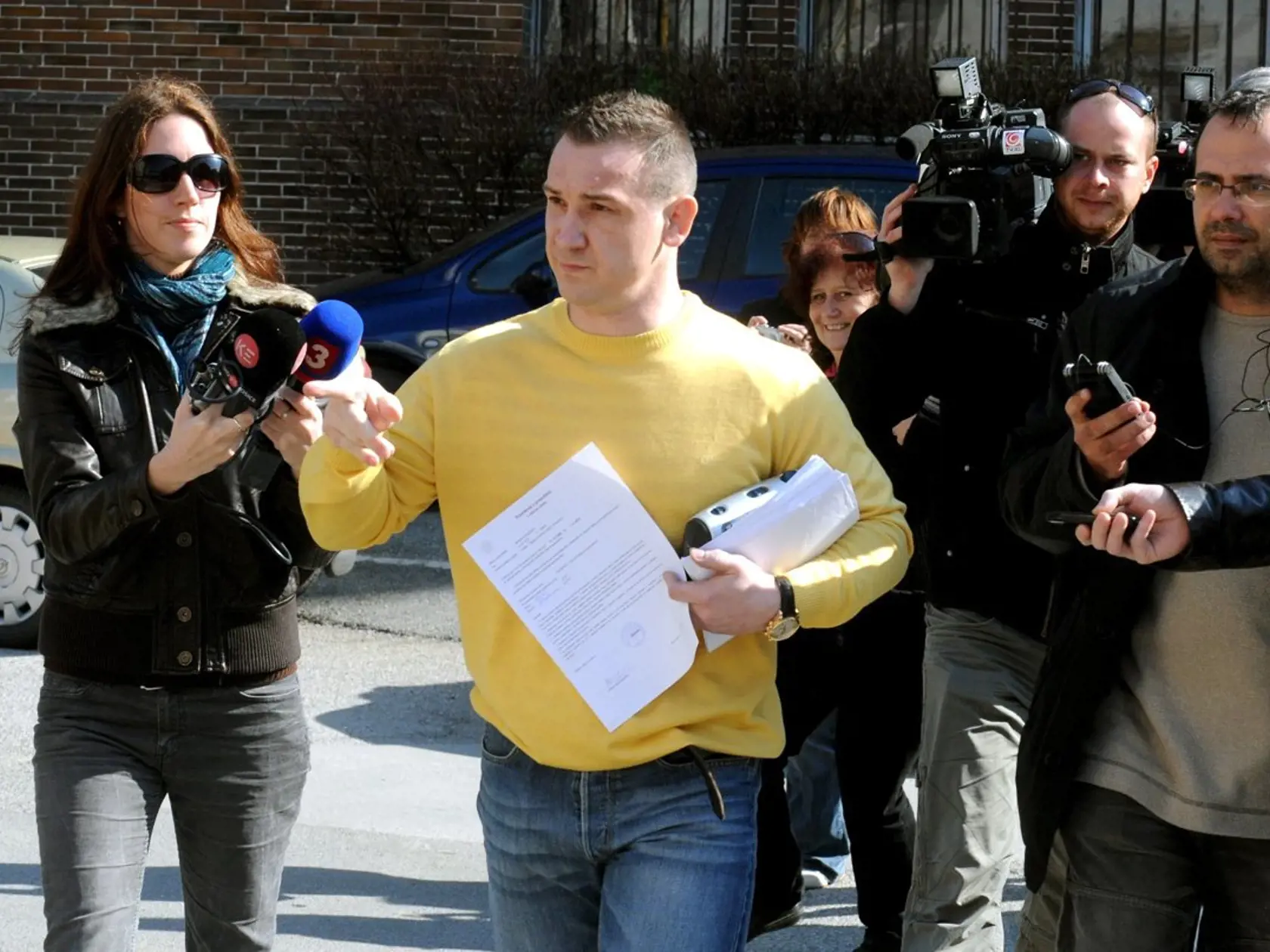 Róbert Okoličány je na úteku a je medzinárodne hľadaný.