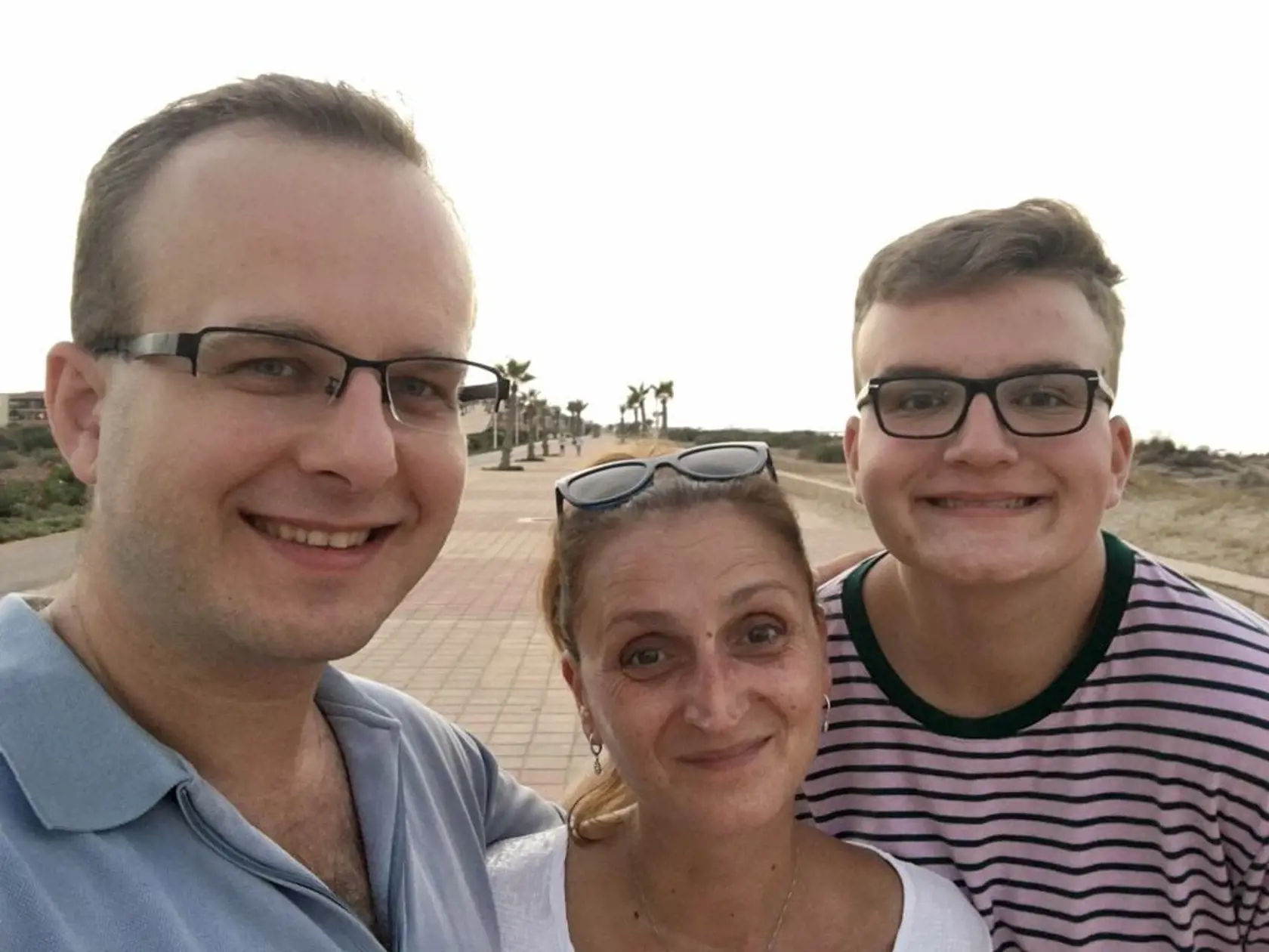 Lucia Vráblicová so synom a už exmanželom.