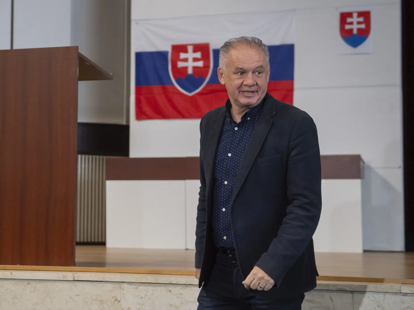 Andrej Kiska vo volebnej miestnosti v Poprade.