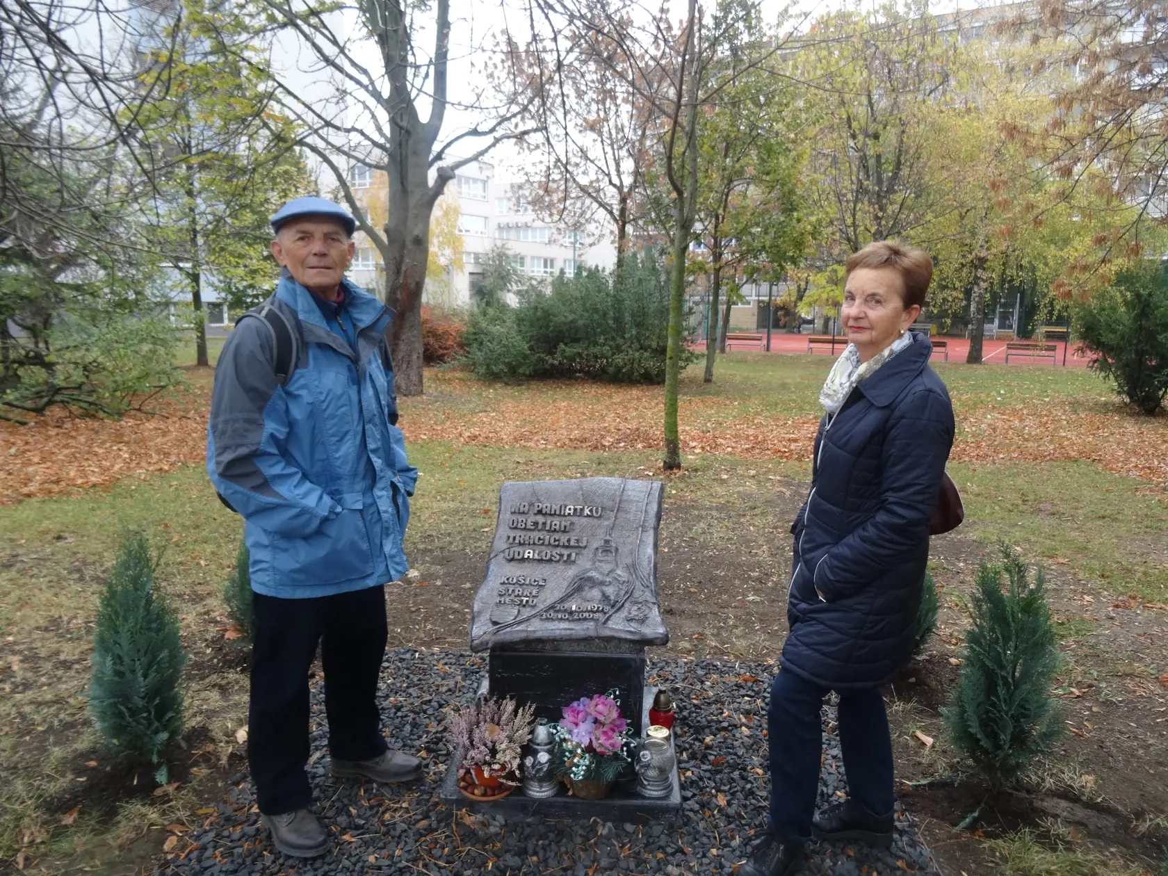 Anna  (75) a František (76).
