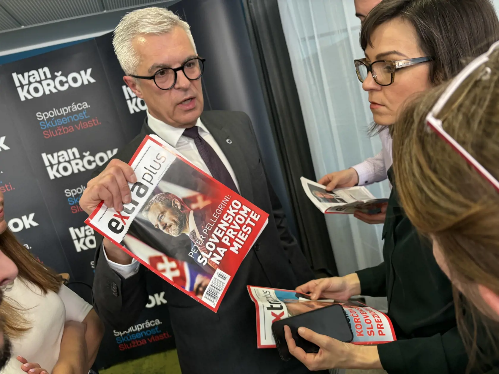 Kandidát na post prezidenta Ivan Korčok podáva podnet pre porušenie pravidiel kampane. Dôvodom je vydávanie časopisu Extra Plus Premium