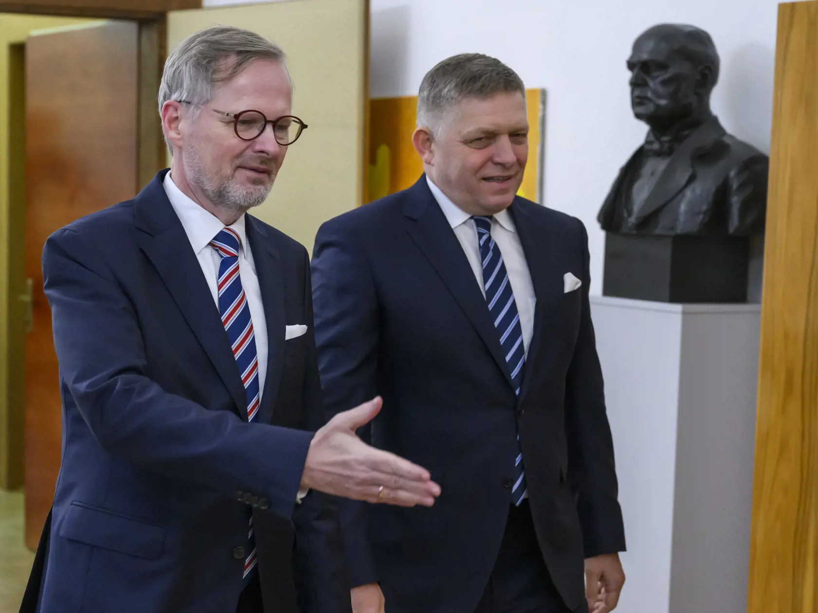 Sprava predseda vlády SR Robert Fico a predseda vlády ČR Petr Fiala na Úrade vlády ČR v Prahe 24. novembra 2023.