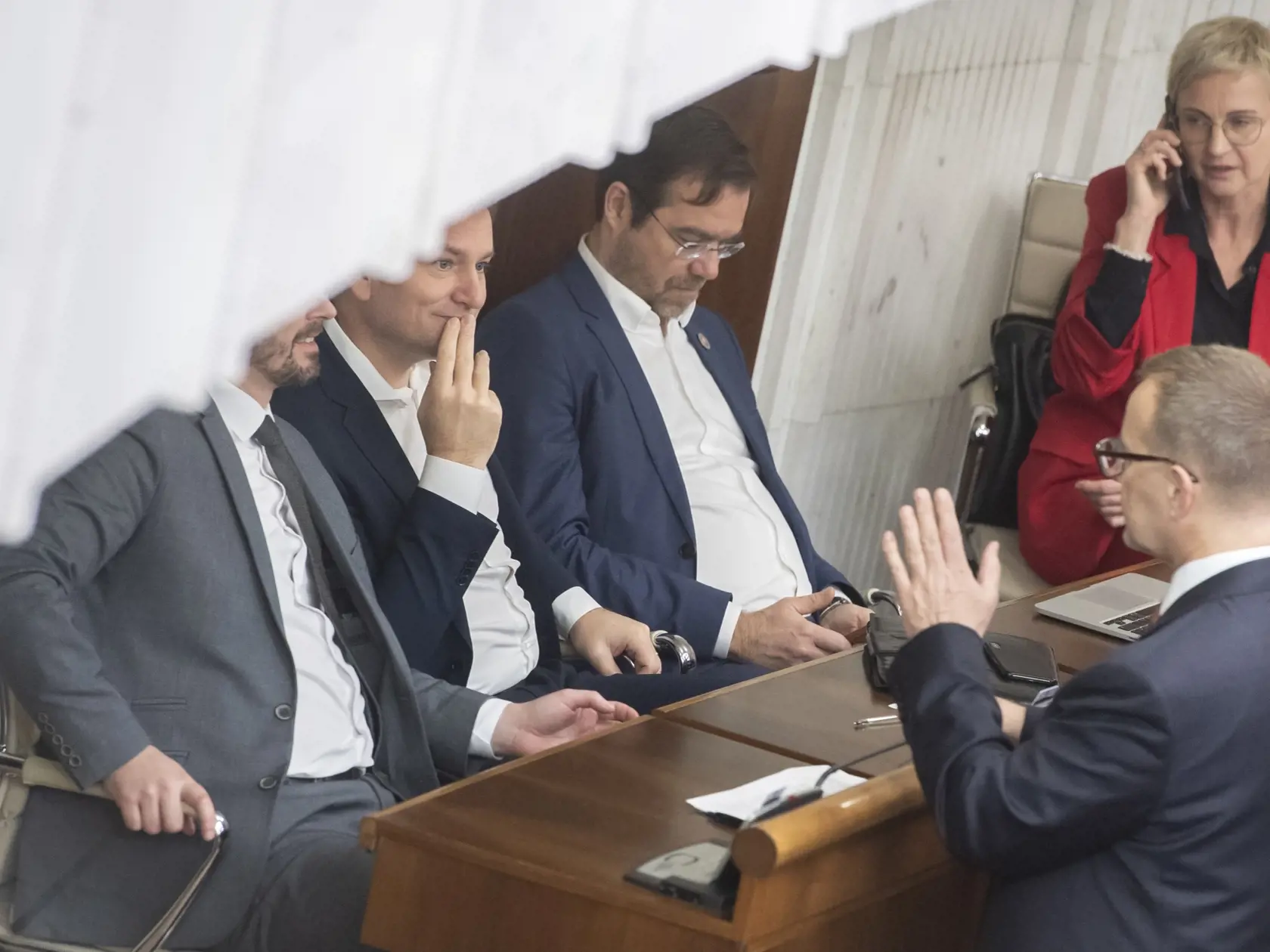 Na snímke zľava poslanec NRSR Igor Matovič, Marek Krajčí, Mária Šafranko (všetci OĽANO) a predseda parlamentu SR Boris Kollár (Sme rodina) počas 78. schôdze NRSR 24. januára 2023 v Bratislave. FOTO TASR - Martin Baumann