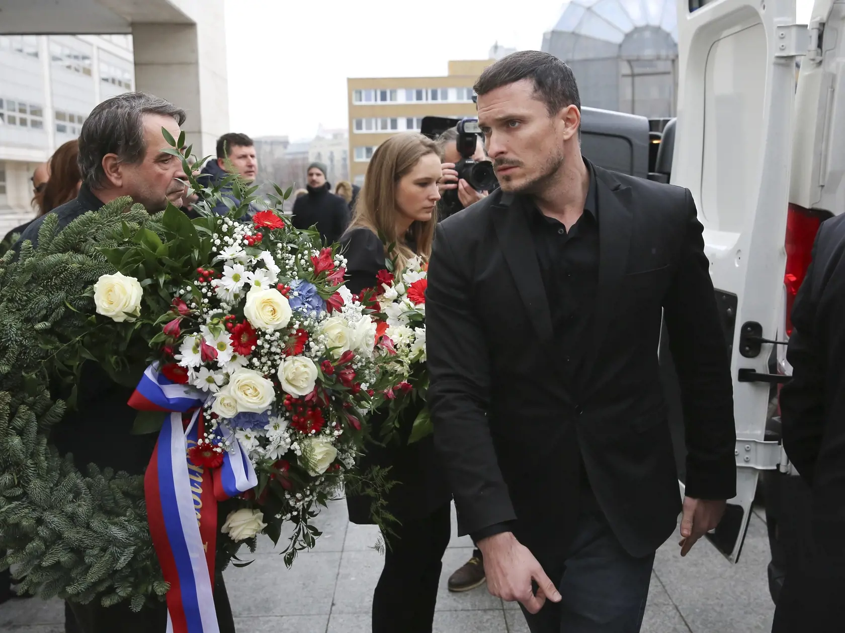 Na snímke Janko Koleník na pohrebe slovenského herca Mariána Labudu v novej budove SND