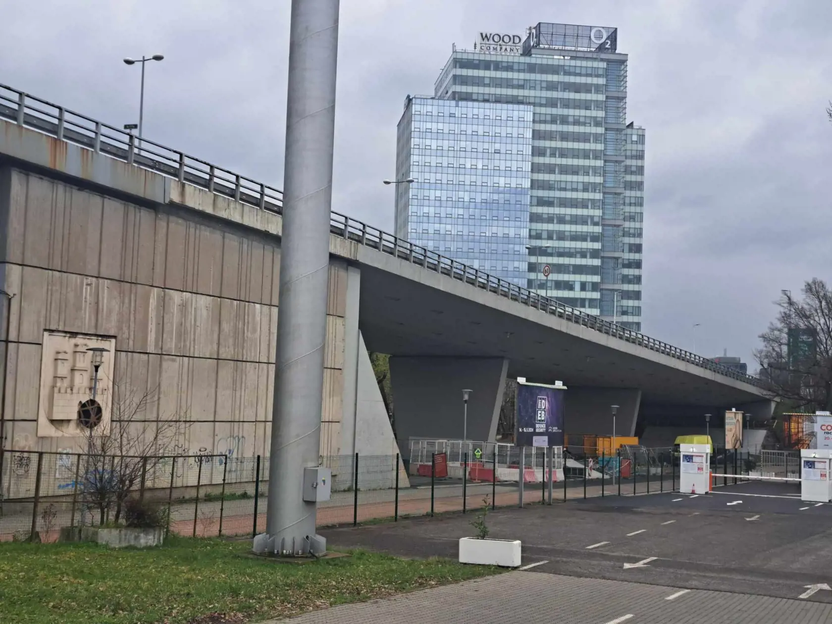 Najvýznamnejším prínosom nového športoviska pod mostom SNP je jeho samotné unikáte umiestnenie.