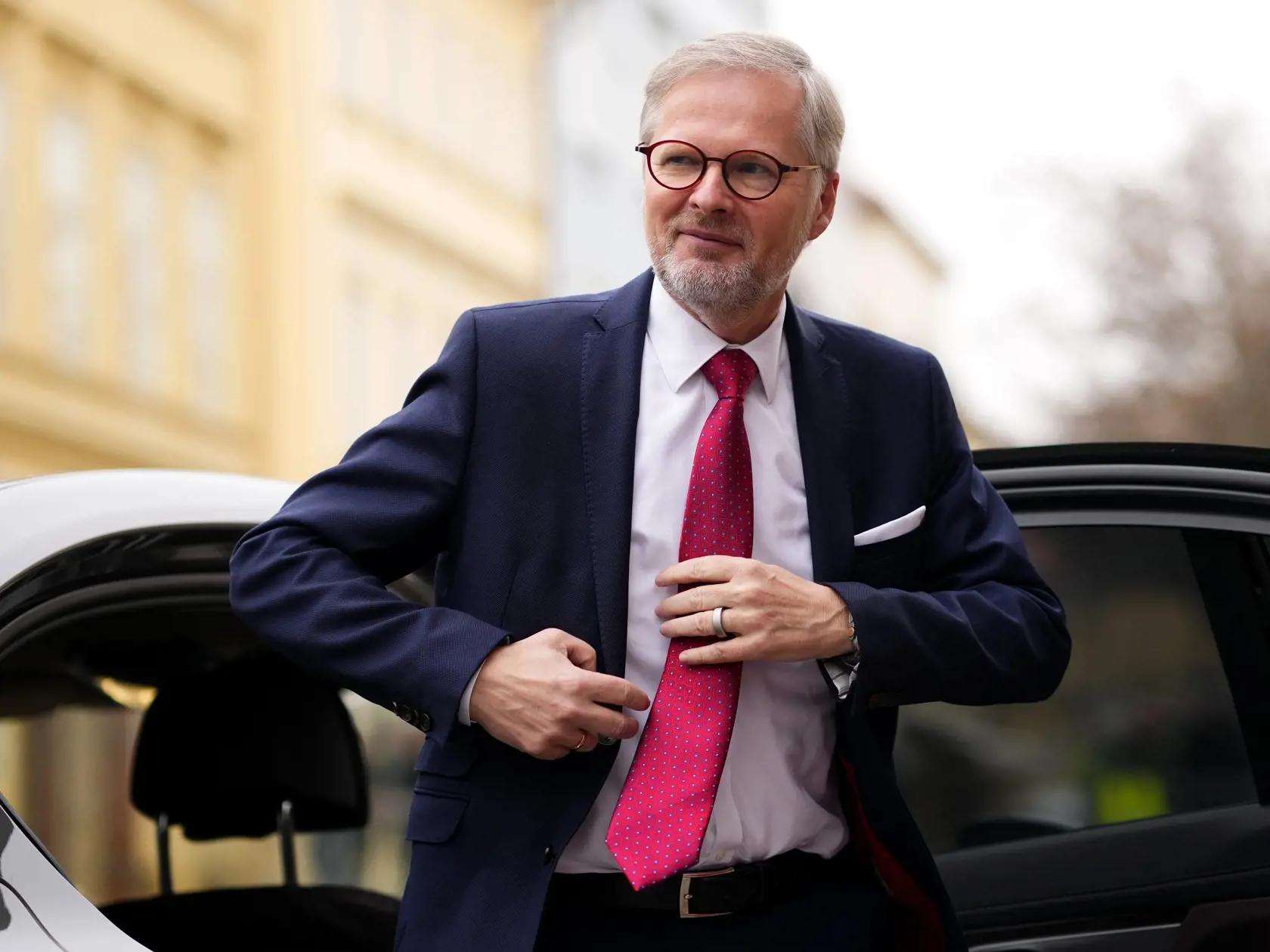 Český premiér Petr Fiala prichádza na summit predsedov vlád Vyšehradskej štvorky (V4) v Prahe v utorok 27. februára 2024.