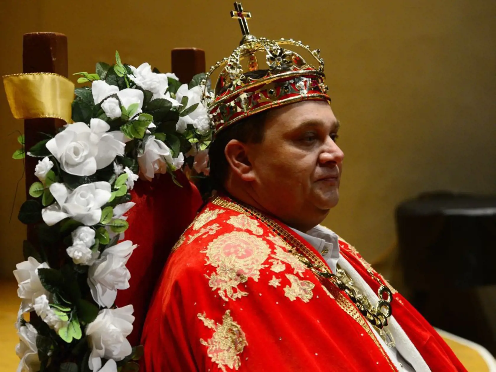 Botoša mnohí Rómovia neuznávajú, tvrdia, že ho odvolali, Ten však tvrdí, že to nie je pravda.