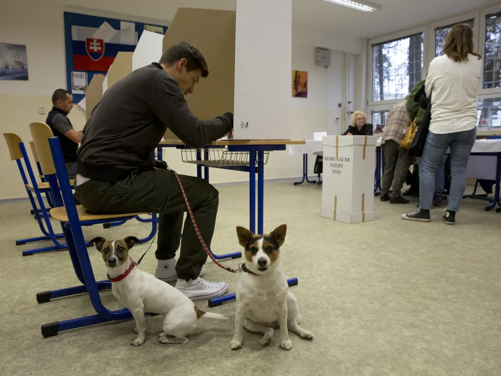 Komunálne voľby vo volebného okrsku 40,41, ZŠ Skalička.