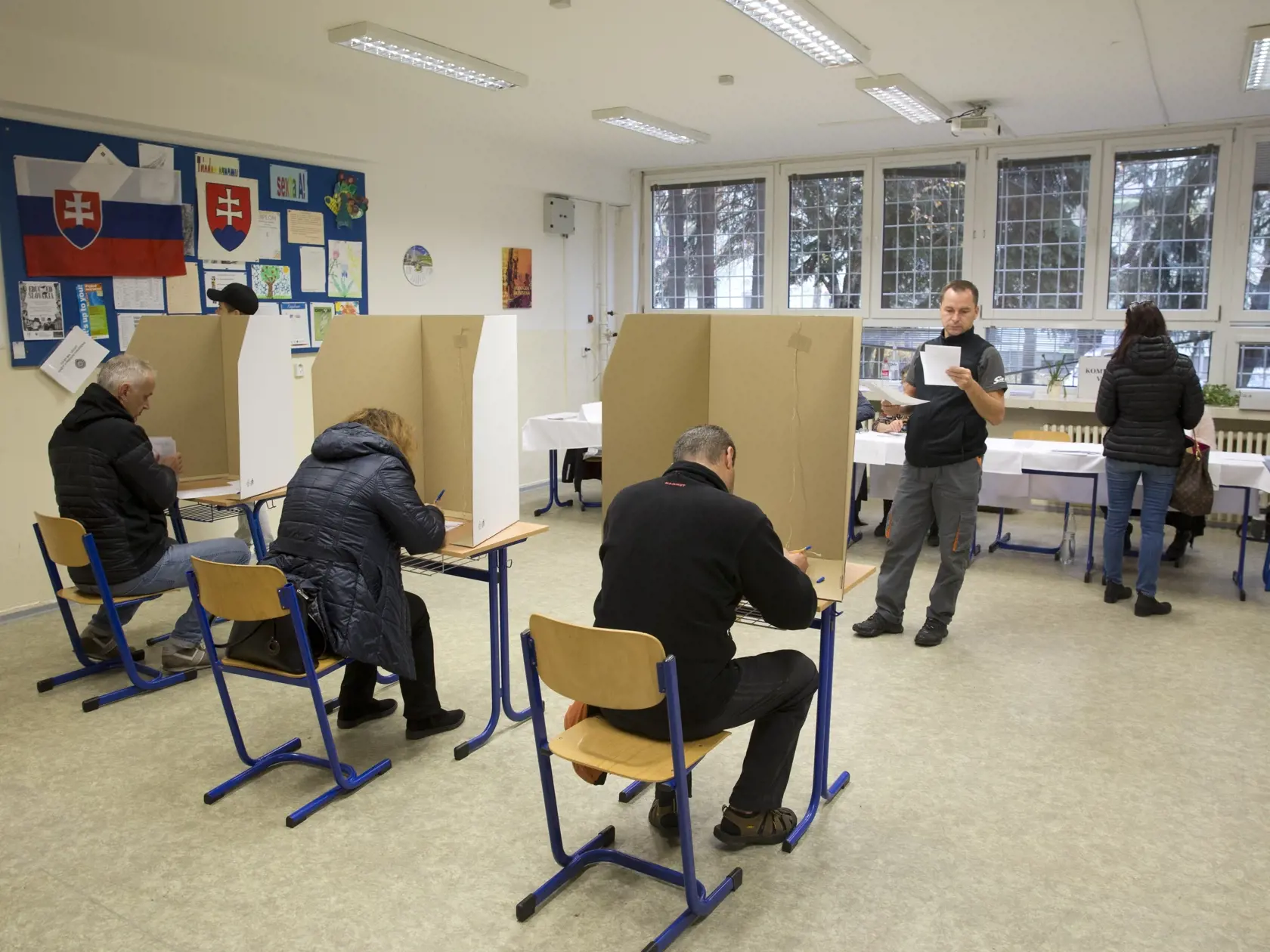 Komunálne voľby vo volebného okrsku 40,41, ZŠ Skalička.