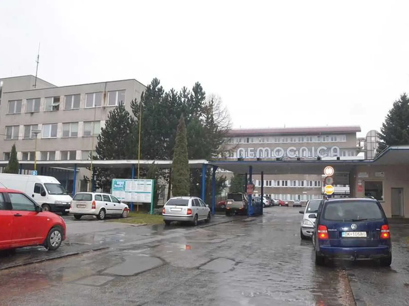 Pacienti márne čakali na volebnú urnu.