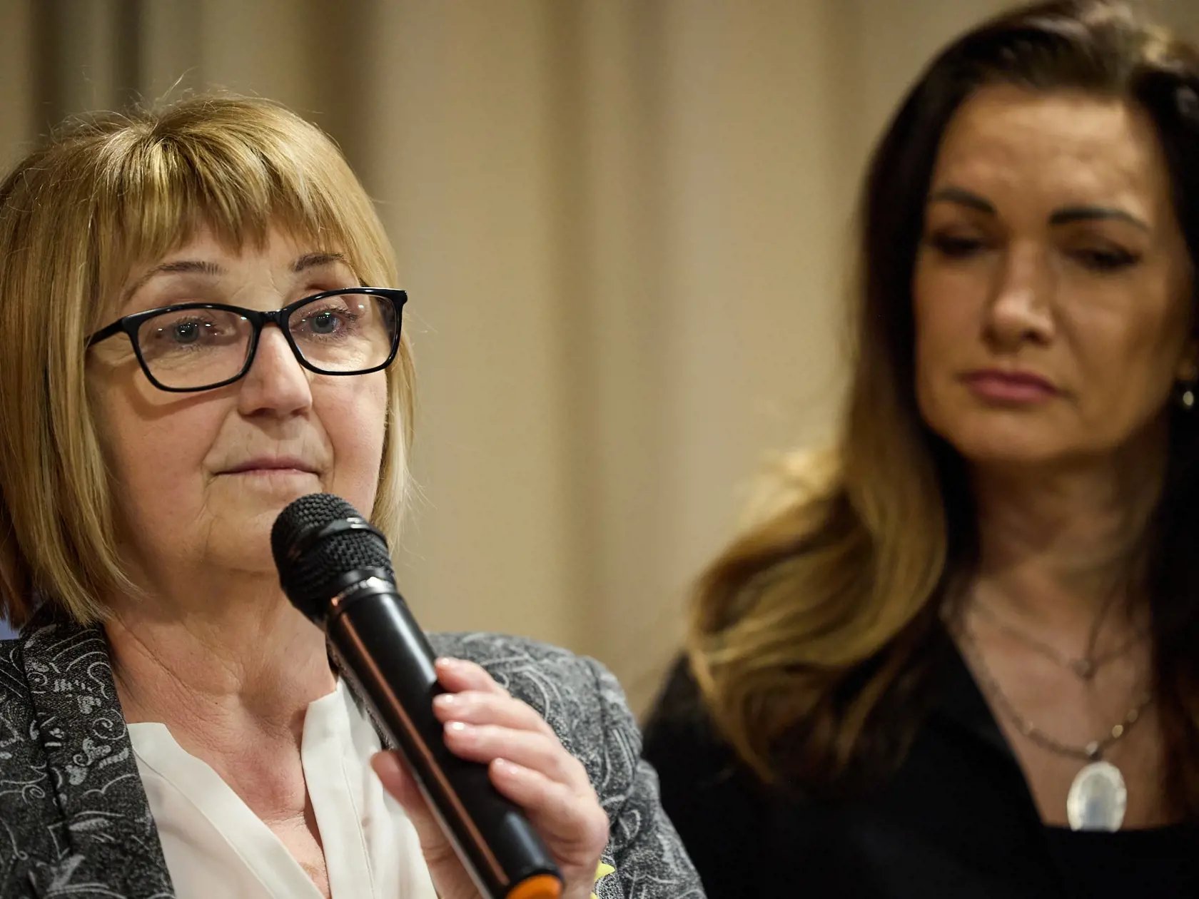 Pani Jana, ktorá má sama esemku, má aj vnuka, ktorému ochorenie diagnostikovali tiež.