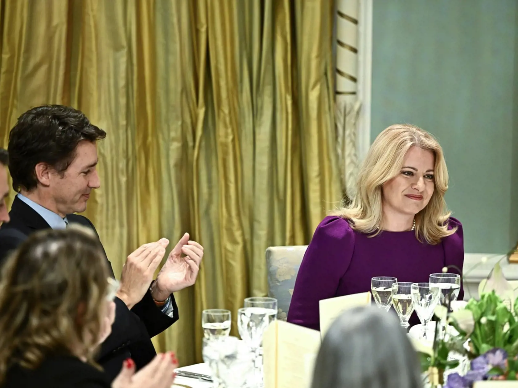 Zuzana Čaputová počas večere s kanadským premiérom Justinom Trudeauom.