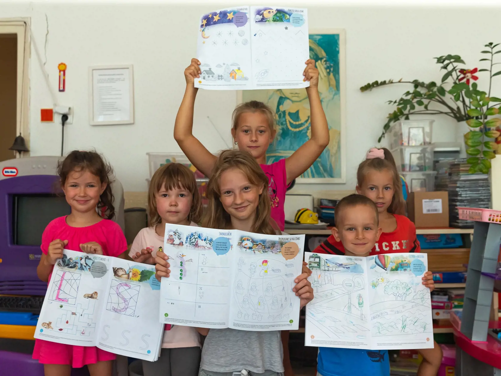 Unikátne zošity denníka Plus JEDEN DEŇ sú skvelou pomôckou pre školy aj rodičov.