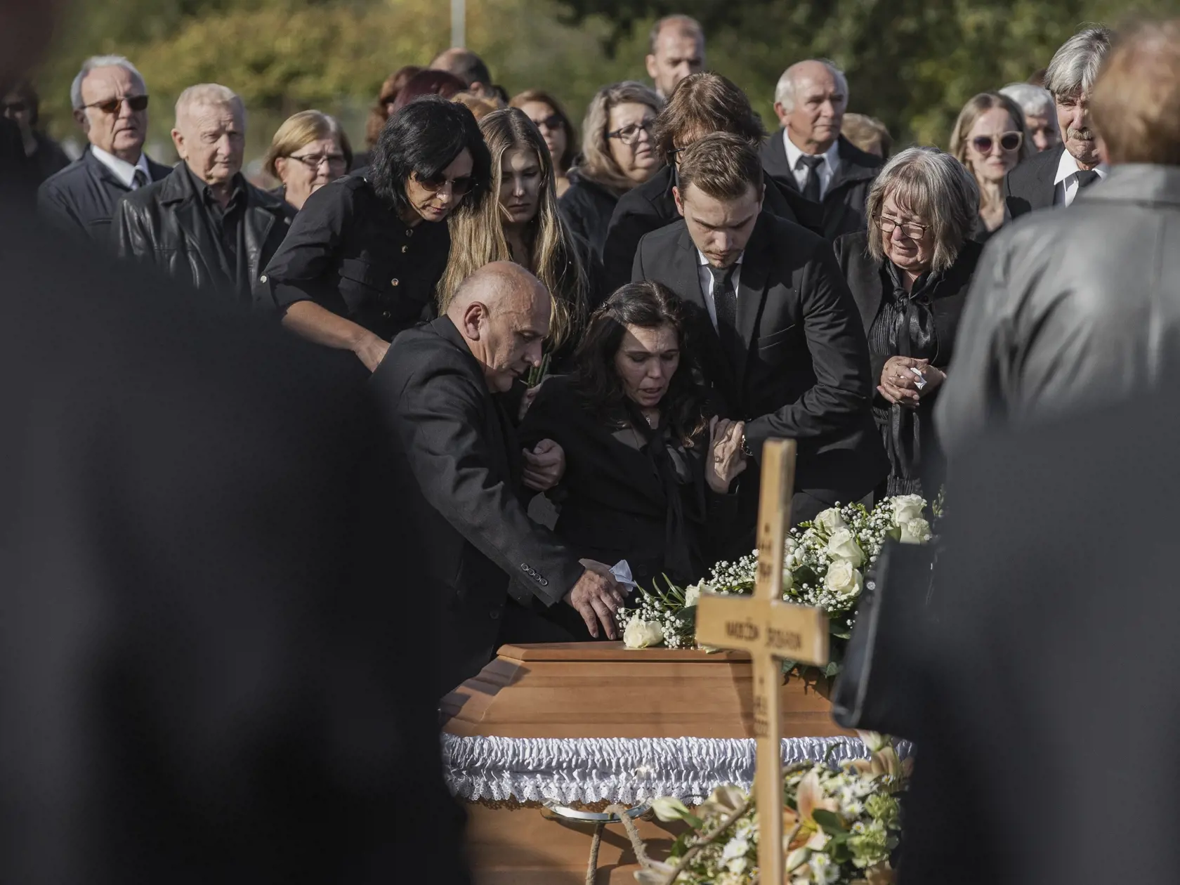 V Spišskej Novej Vsi sa 7.10.2022 konala posledná rozlúčka s Natáliou Hamrákovou. Iba 19-ročná študentka práva bola jednou z obetí tragickej nehody na Zochovej ulici v Bratislave.