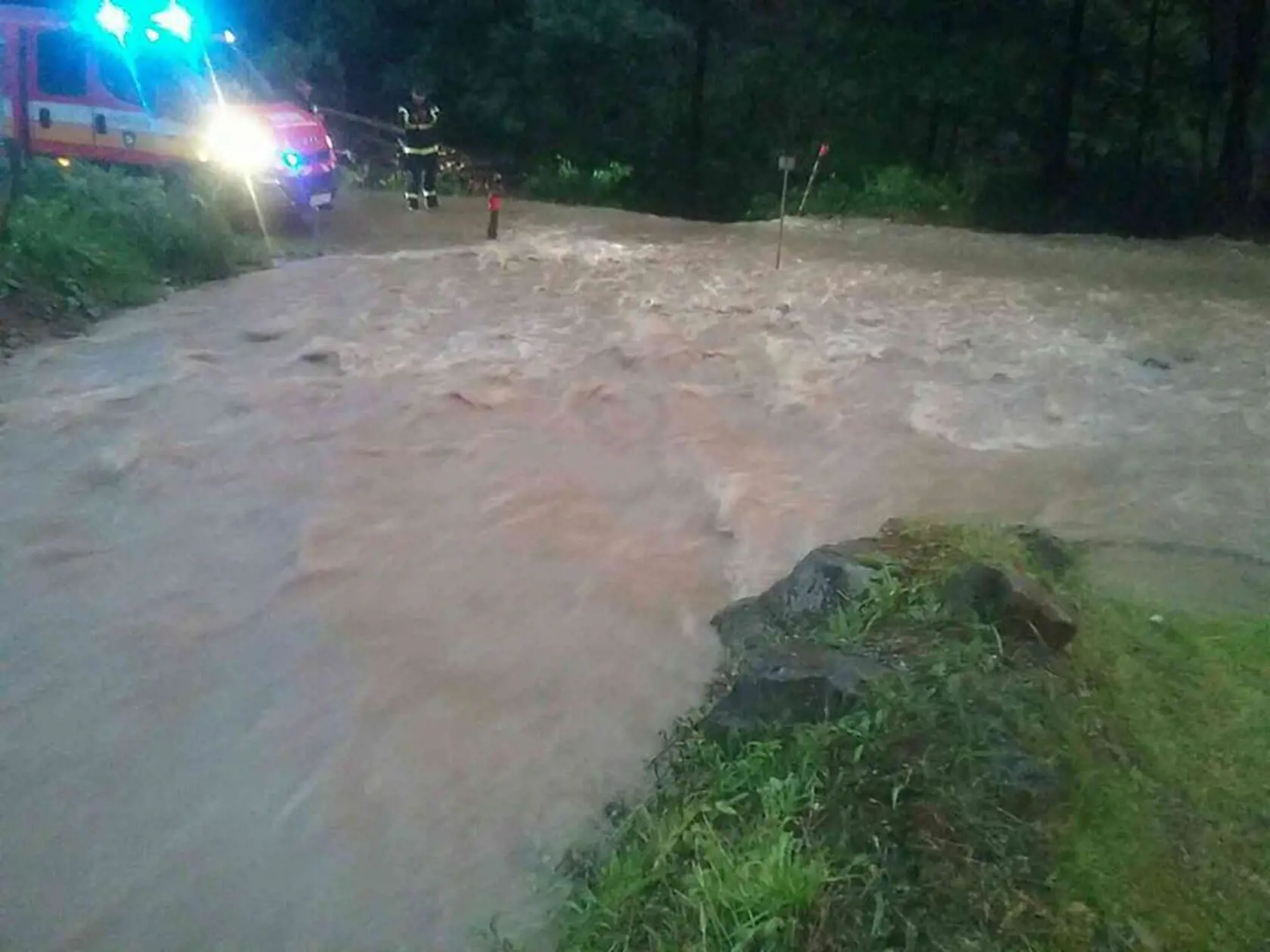 Časté búrky spôsobujú na Slovensku hotovú pohromu.
