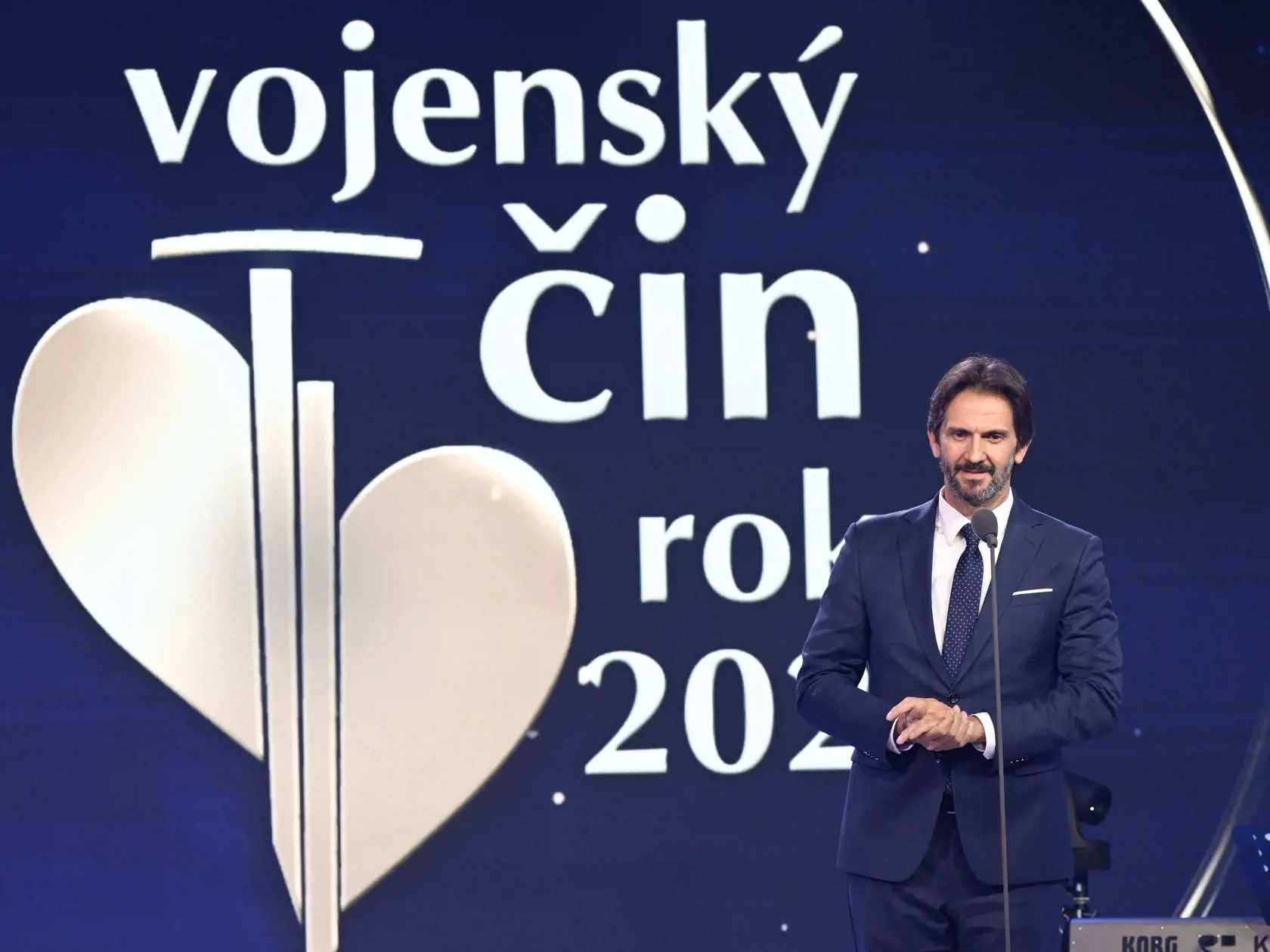Na snímke podpredseda vlády a minister obrany Robert Kaliňák (Smer-SD) vystupuje s príhovorom počas vyhlásenia ankety Vojenský čin roka 2023 v Bratislave v piatok 6. decembra 2024.