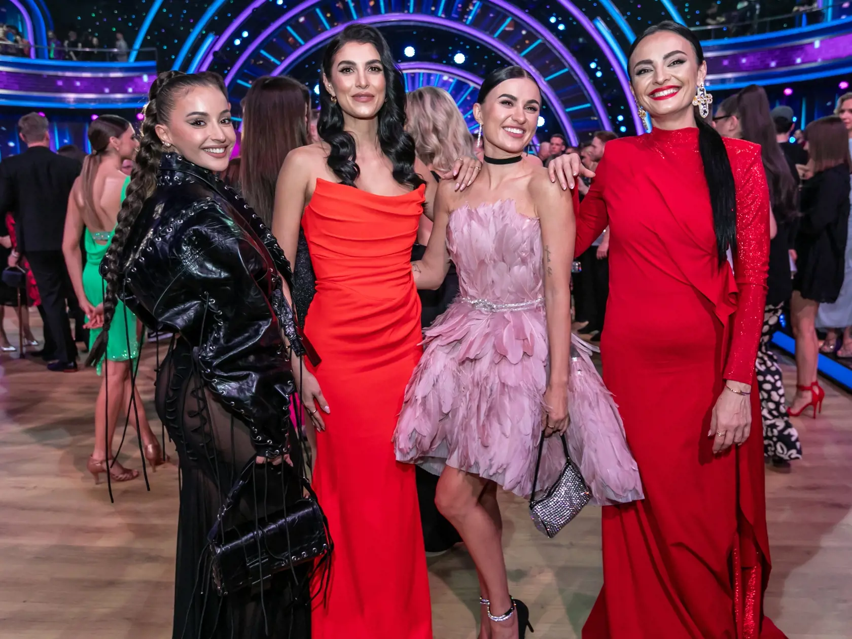 Priamy prenos tanečnej súťaže Lets Dance 2024.