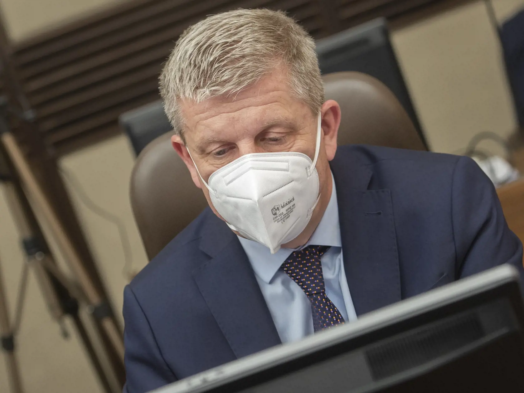 Na snímke minister zdravotníctva SR Vladimír Lengvarský (nominant OĽaNO)  počas 75. schôdze vlády SR 12. apríla 2022 v Bratislave. FOTO TASR - Martin Baumann