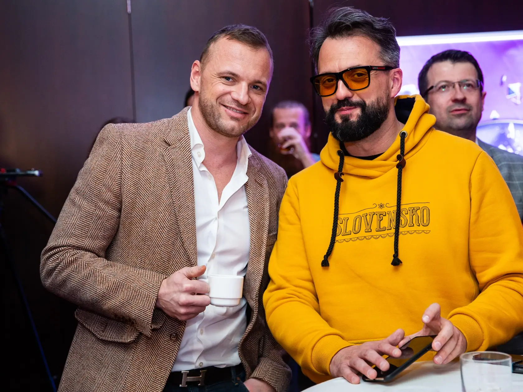 Párty televízie JOJ k príležitosti predstavenia novej zábavnej relácie, konanej v Bratislave. Na snímke Marián Gáborík a Marián Čekovský.