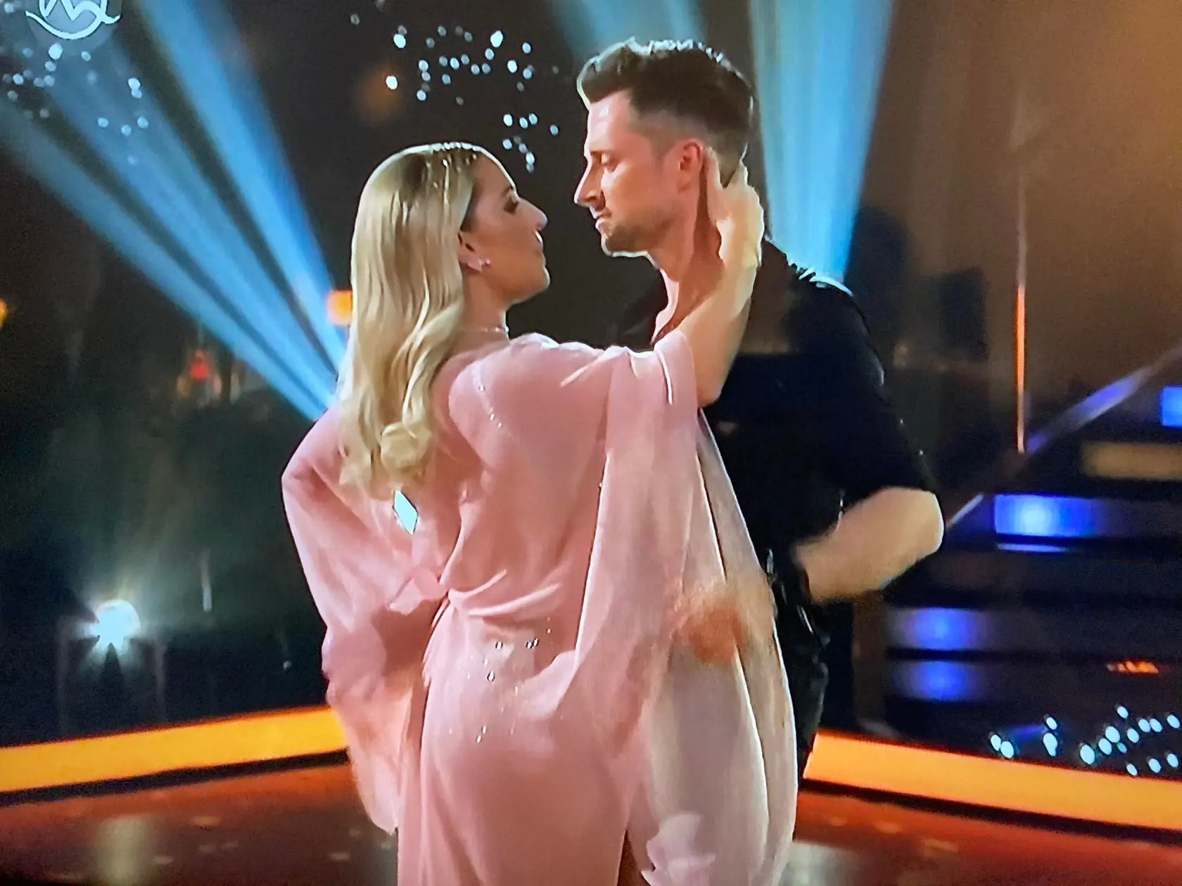 Tretie finálové kolo Let´s Dance. Dominika Cibulková a jej rumba na pesničku Shallow.
