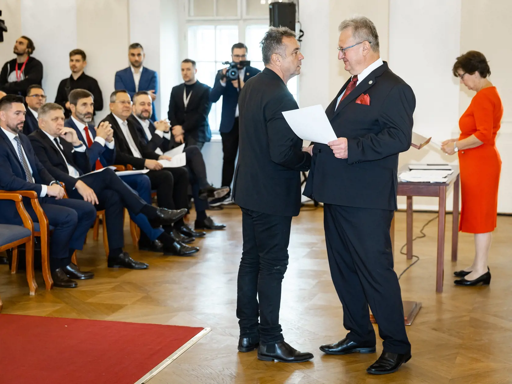 Slávnostné odovzdávanie osvedčení poslancom Národnej rady SR v Bratislave. Na snímke Jozef Pročko.
