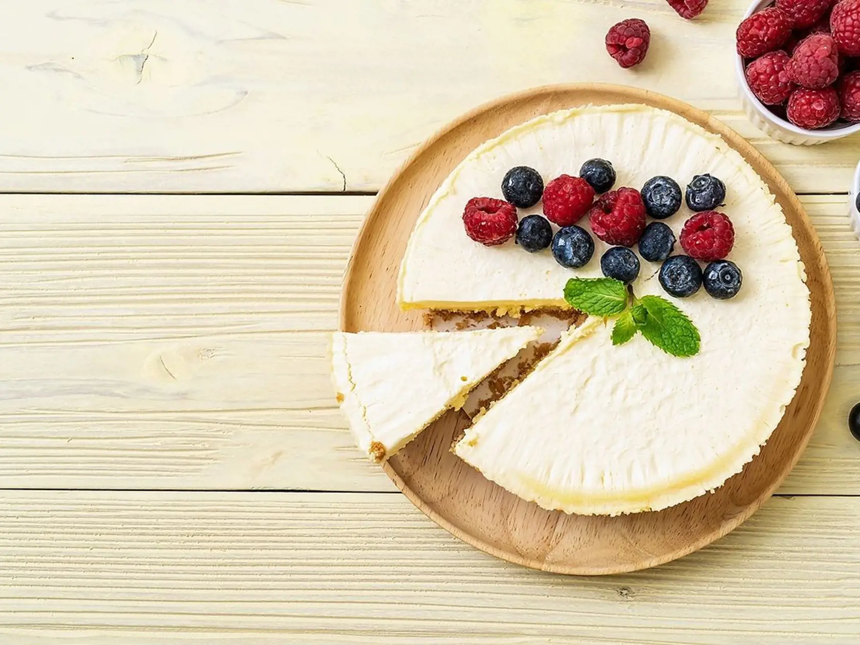 Milujem koláčiky, ku káve musia byť, najmä cheesecake.