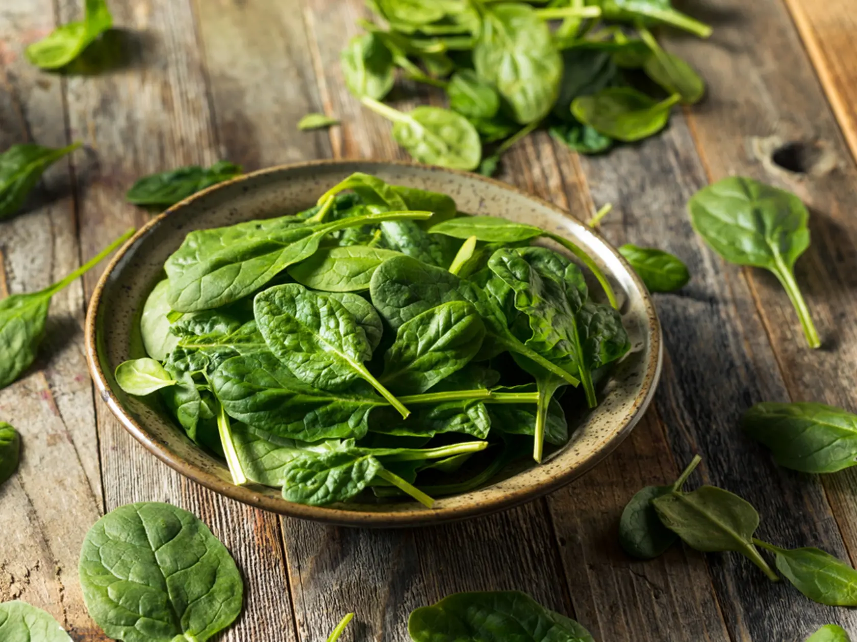 Vitamín A: špenát 9 376 IU