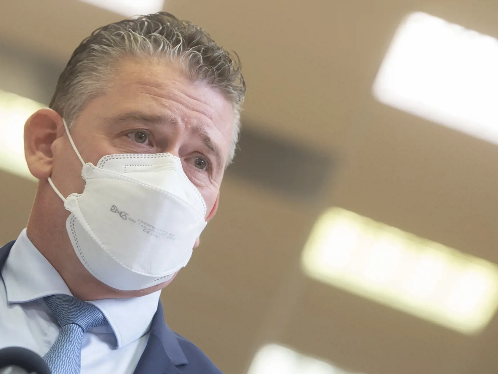 Na snímke minister vnútra SR Roman Mikulec (OĽaNO) počas brífingu po 76. rokovaní vlády SR v Bratislave v stredu 20. apríla 2022. FOTO TASR - Martin Baumann