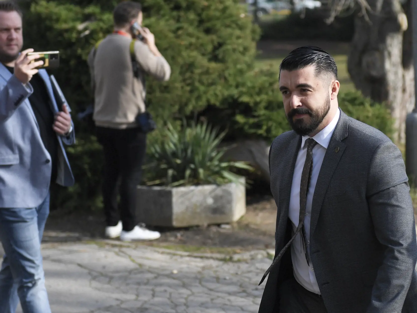 Na snímke štátny tajomník Ministerstva spravodlivosti SR Pavol Gašpar počas výjazdového rokovania vlády SR na Základne škole T. J. Moussona v Michalovciach 28. februára 2024. Predmetom výjazdového rokovania vlády Roberta Fica je aktuálna sociálna a ekonomická situáciu v okresoch Michalovce a Sobrance. FOTO TASR - František Iván