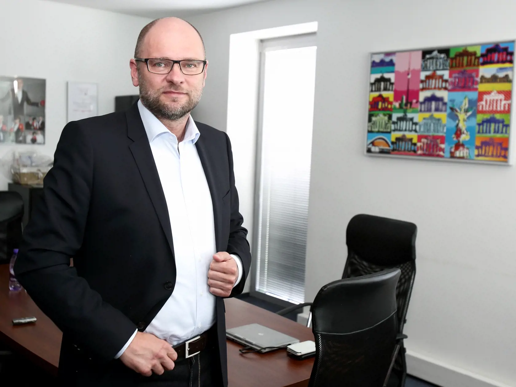 20160509 Sulik rozhovor, politika, rohovor pre: M. Ruttkayova