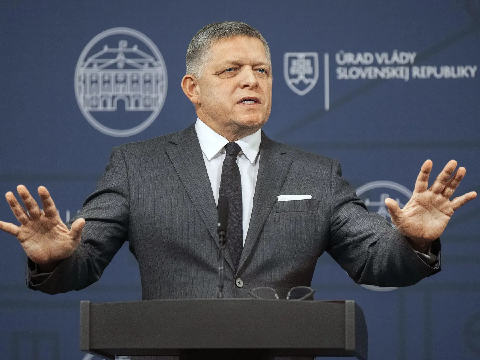 Robert Fico (Smer-SD) na TB na Úrade vlády.