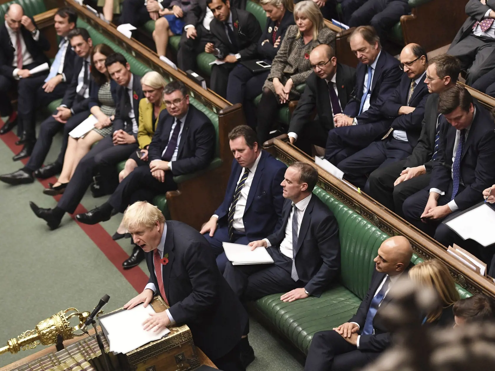 Na archívnej snímke britský premiér Boris Johnson počas debaty v Dolnej snemovni britského parlamentu v Londýne.