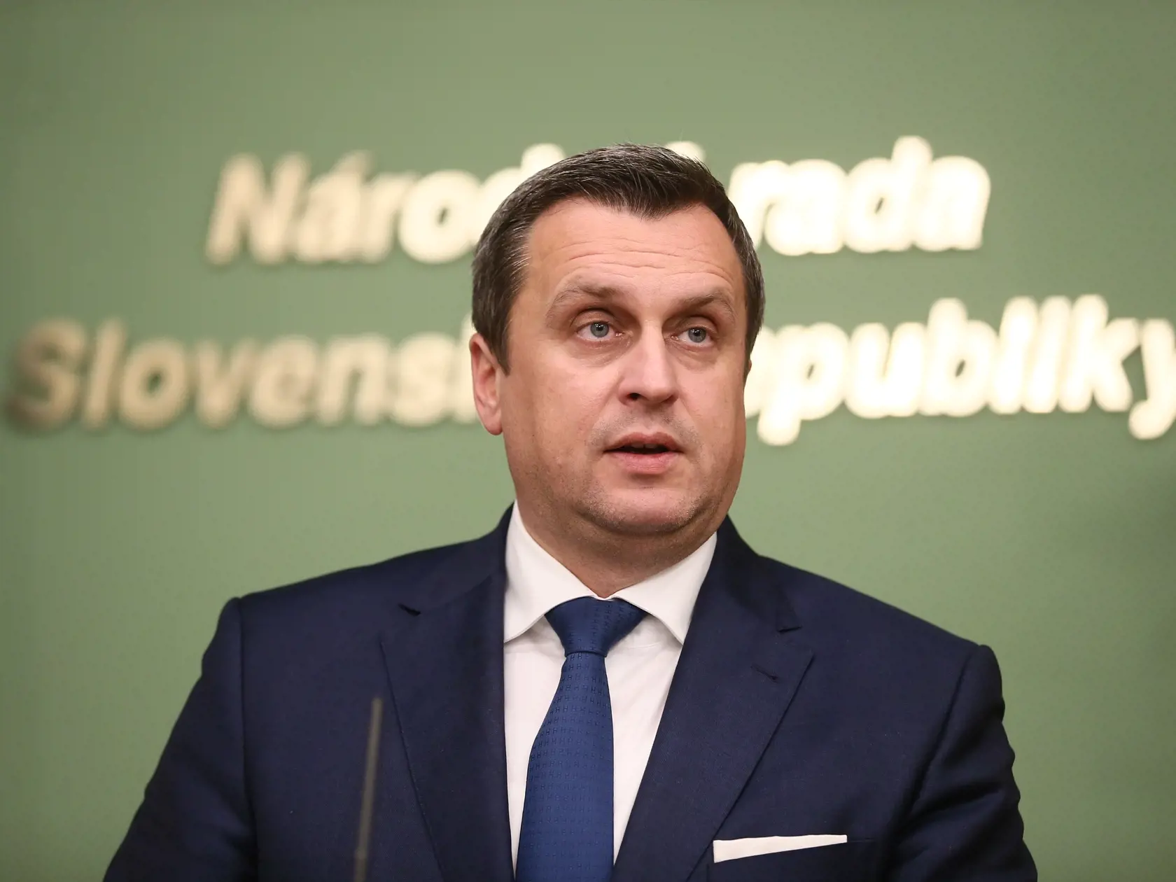 Andrej Danko si za navrhovaným odvodom stojí.