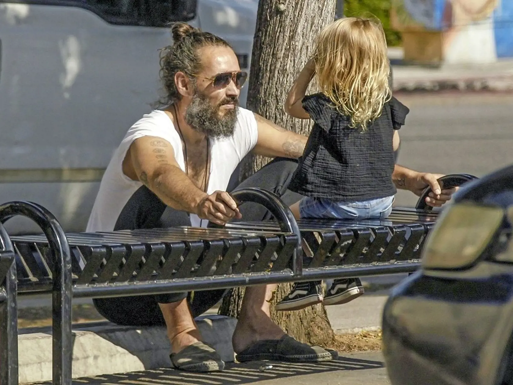 Britský herec a bývalý manžel Katy Perry Russell Brand (44) sa po škandalóznej a drogovej minulosti otočil o 180 stupňov.