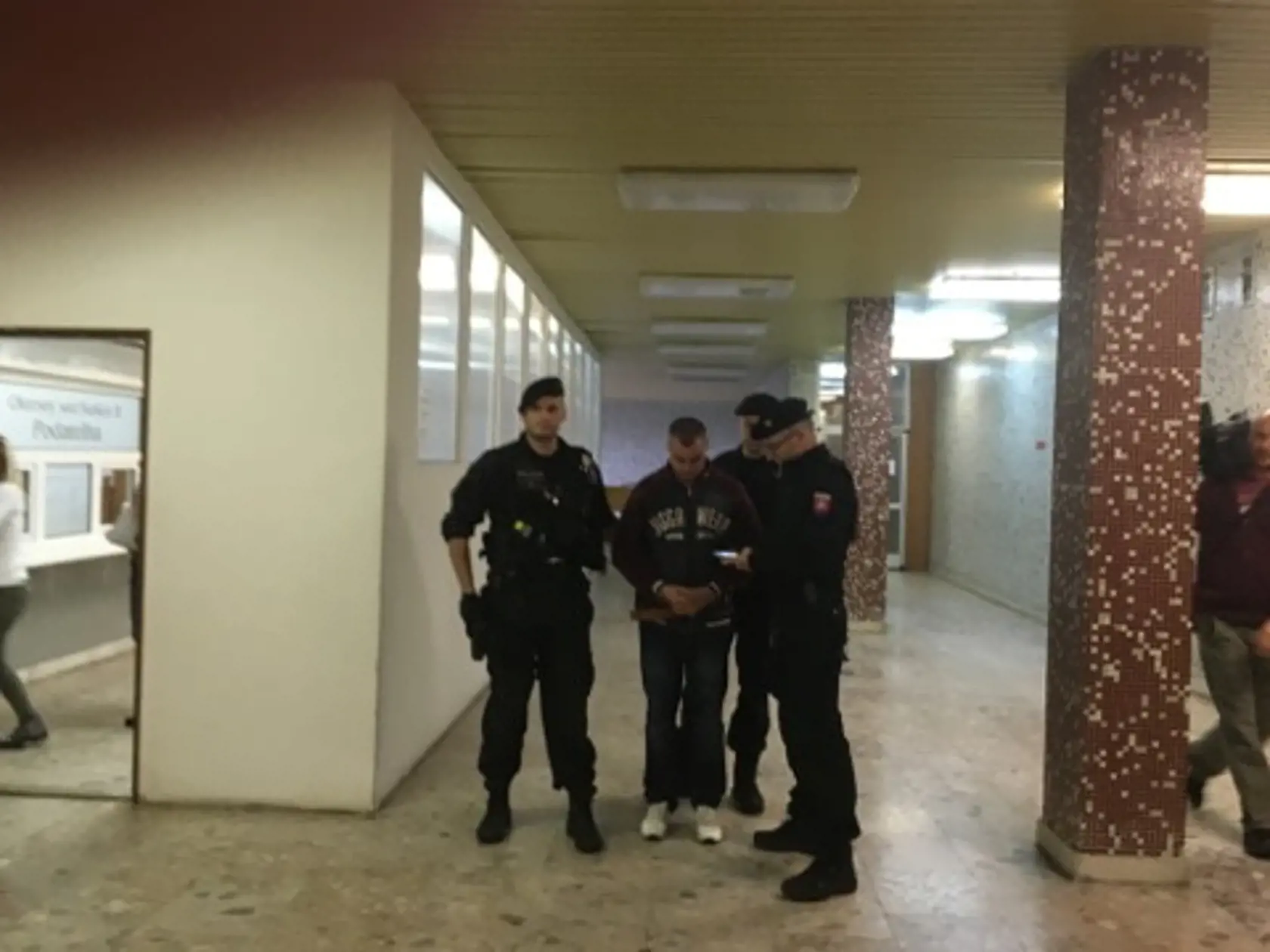 Policajta Marka poslal súd do väzby.